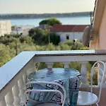 Marina 公寓 *