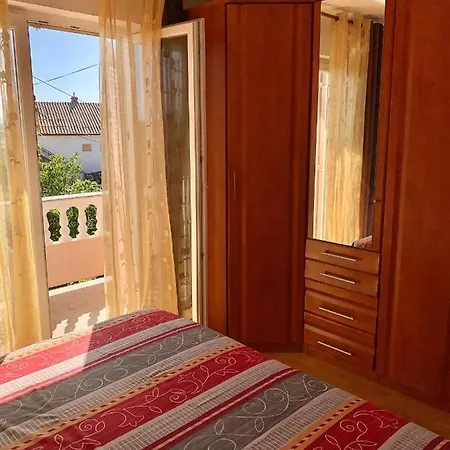 Marina Apartment Barbat na Rabu